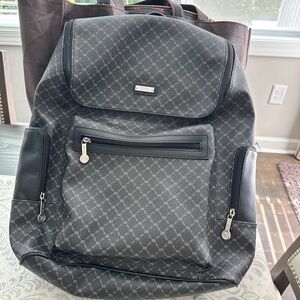 Rioni Travel Backpack